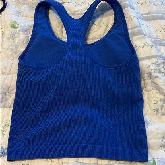 All in Motion top. - Picture 4 of 8